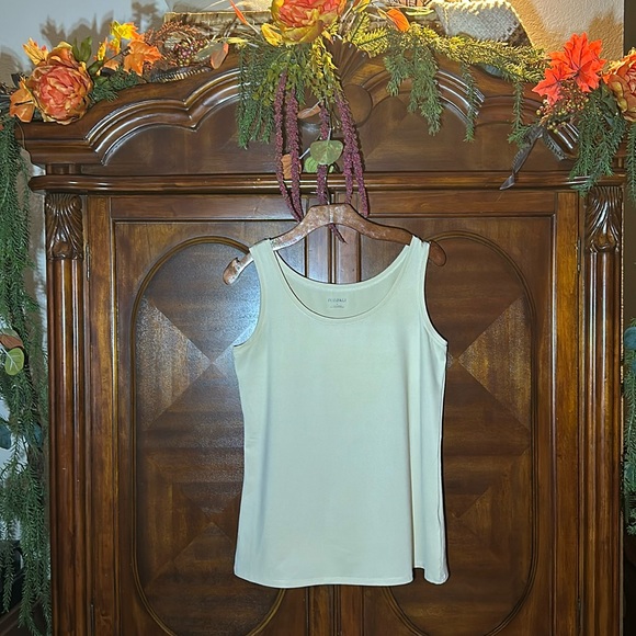 EUC Roz & Ali Ivory Cream Tank - Picture 4 of 9